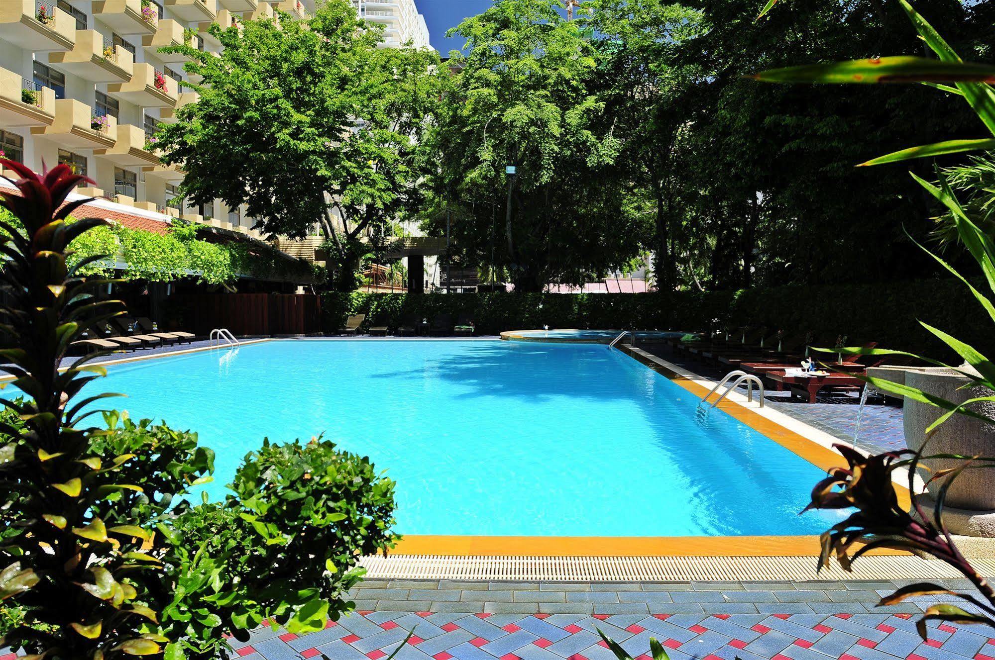 فندق فندق غولدن بيتش باتايا المظهر الخارجي الصورة